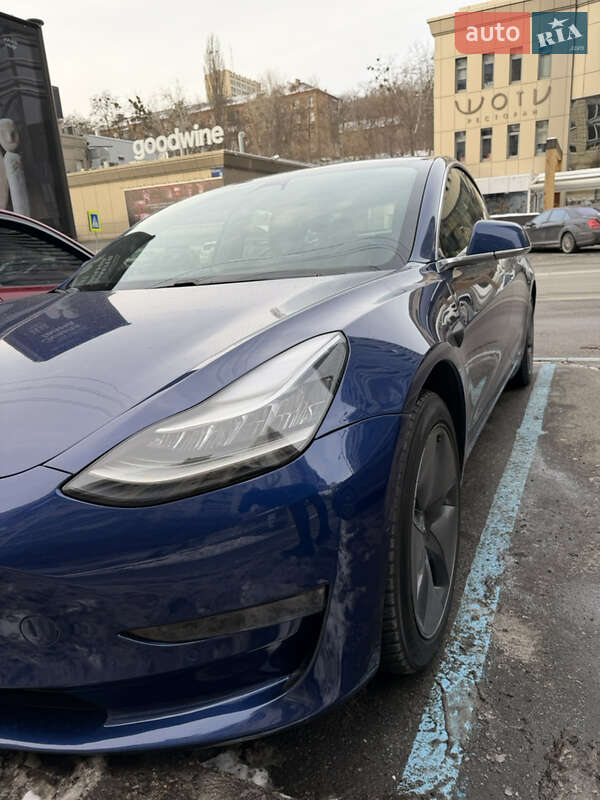 Седан Tesla Model 3 2019 в Києві фото 25 Седан Tesla Model 3 2019 в Києві