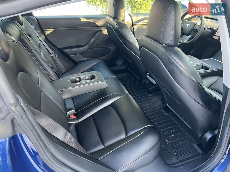 Седан Tesla Model 3 2020 в Киеве фото 15 Седан Tesla Model 3 2020 в Киеве