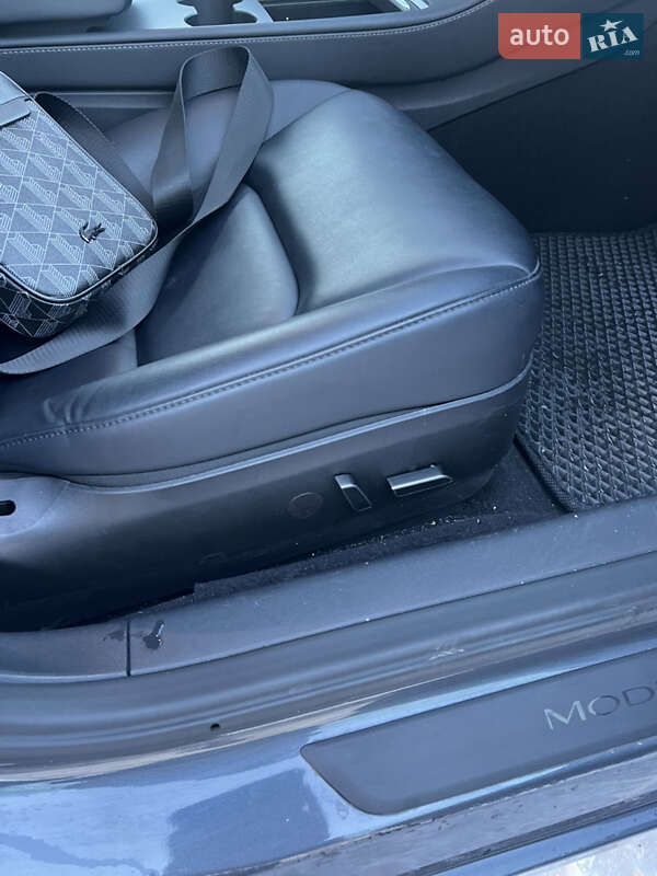 Седан Tesla Model 3 2023 в Львові фото 13 Седан Tesla Model 3 2023 в Львові