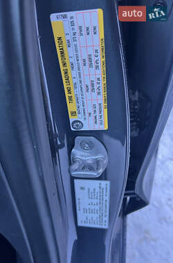 Седан Tesla Model 3 2023 в Львове