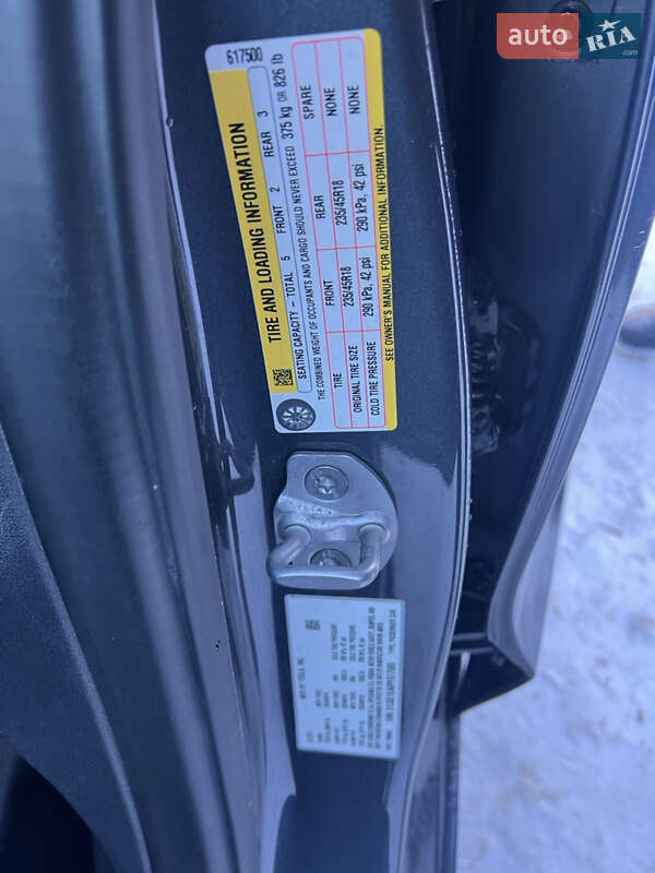 Седан Tesla Model 3 2023 в Львові фото 19 Седан Tesla Model 3 2023 в Львові