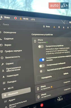 Седан Tesla Model 3 2023 в Львове