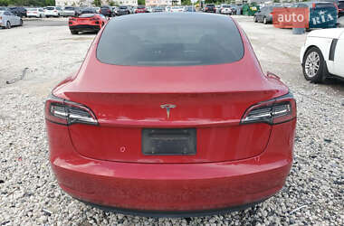 Седан Tesla Model 3 2023 в Виннице