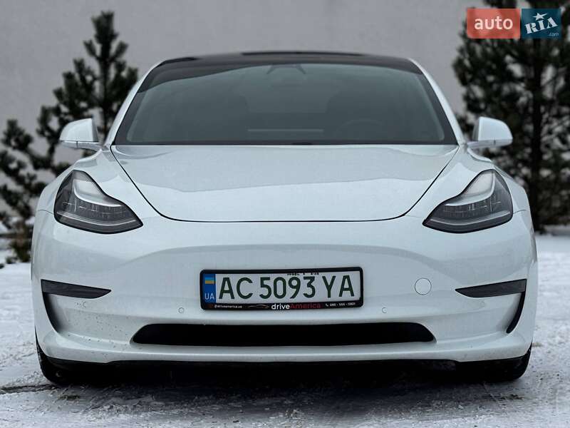 Седан Tesla Model 3 2020 в Луцьку фото 2 Седан Tesla Model 3 2020 в Луцьку