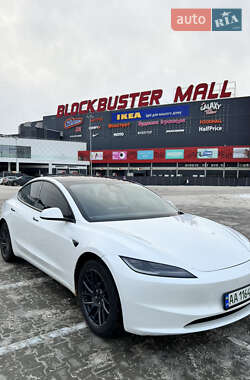 Седан Tesla Model 3 2025 в Києві