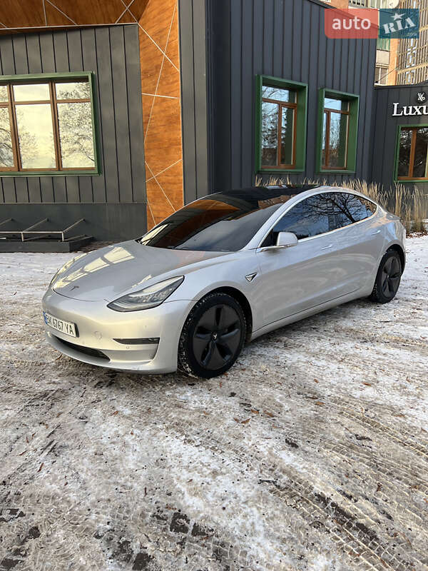 Седан Tesla Model 3 2018 в Рівному фото 2 Седан Tesla Model 3 2018 в Рівному