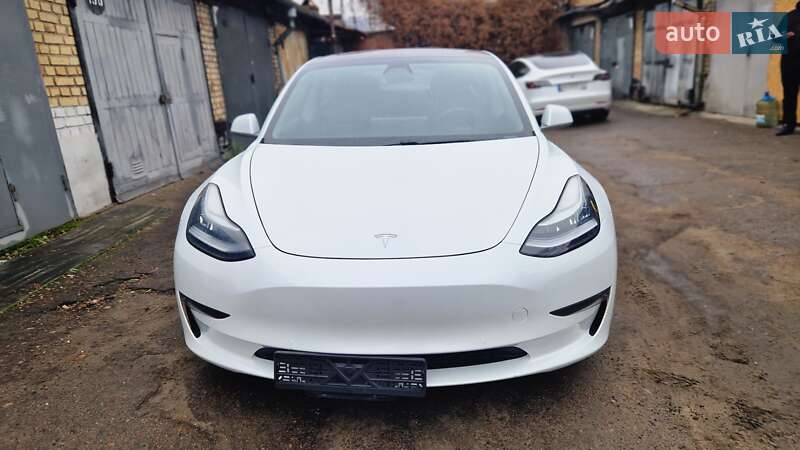Седан Tesla Model 3 2020 в Києві фото 33 Седан Tesla Model 3 2020 в Києві