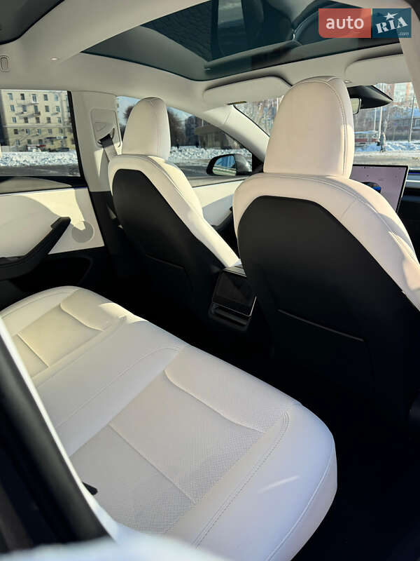Седан Tesla Model 3 2025 в Харкові фото 14 Седан Tesla Model 3 2025 в Харкові