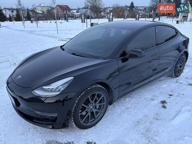 Седан Tesla Model 3 2019 в Львові фото 6 Седан Tesla Model 3 2019 в Львові