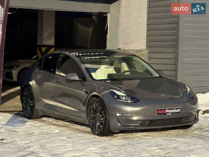 Седан Tesla Model 3 2022 в Харькове