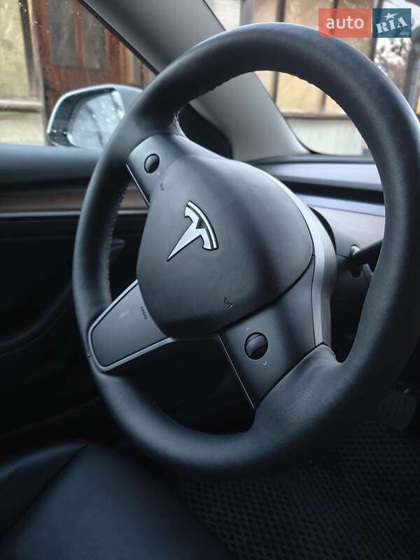 Седан Tesla Model 3 2023 в Киеве фото 8 Седан Tesla Model 3 2023 в Киеве