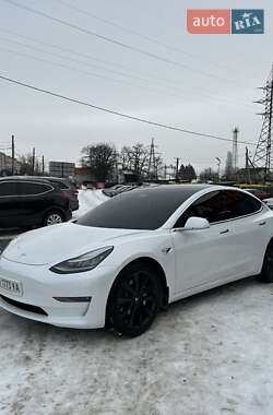 Седан Tesla Model 3 2020 в Кропивницком