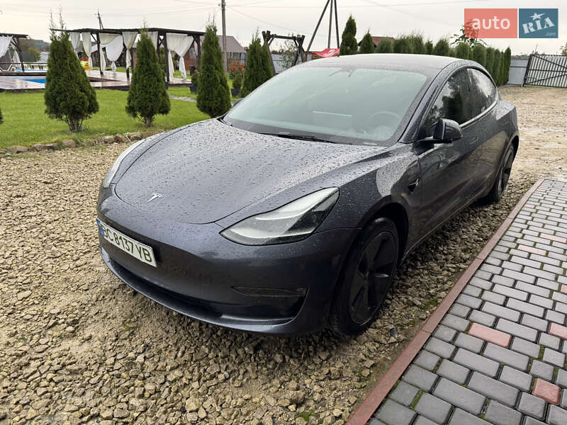 Седан Tesla Model 3 2022 в Ходорове