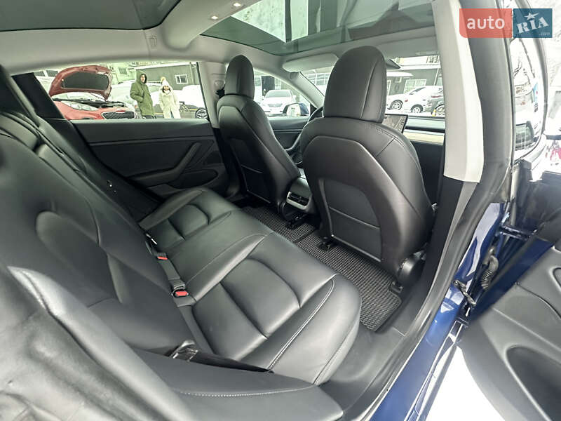 Седан Tesla Model 3 2020 в Львове фото 21 Седан Tesla Model 3 2020 в Львове