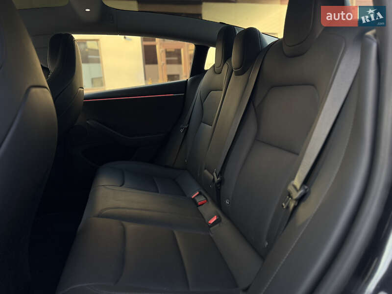 Седан Tesla Model 3 2024 в Одесі фото 14 Седан Tesla Model 3 2024 в Одесі