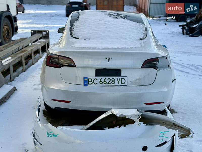 Седан Tesla Model 3 2023 в Львові фото 5 Седан Tesla Model 3 2023 в Львові