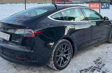 Седан Tesla Model 3 2019 в Киеве