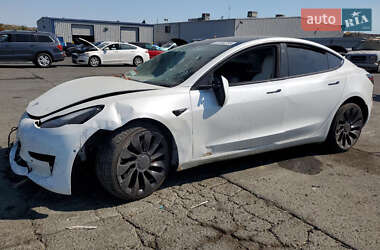 Седан Tesla Model 3 2022 в Києві