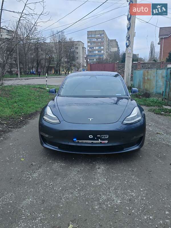 2019 Tesla Model-3, VIN 5YJ3E1EB6KF520641:plate — фото 1 (autoria)