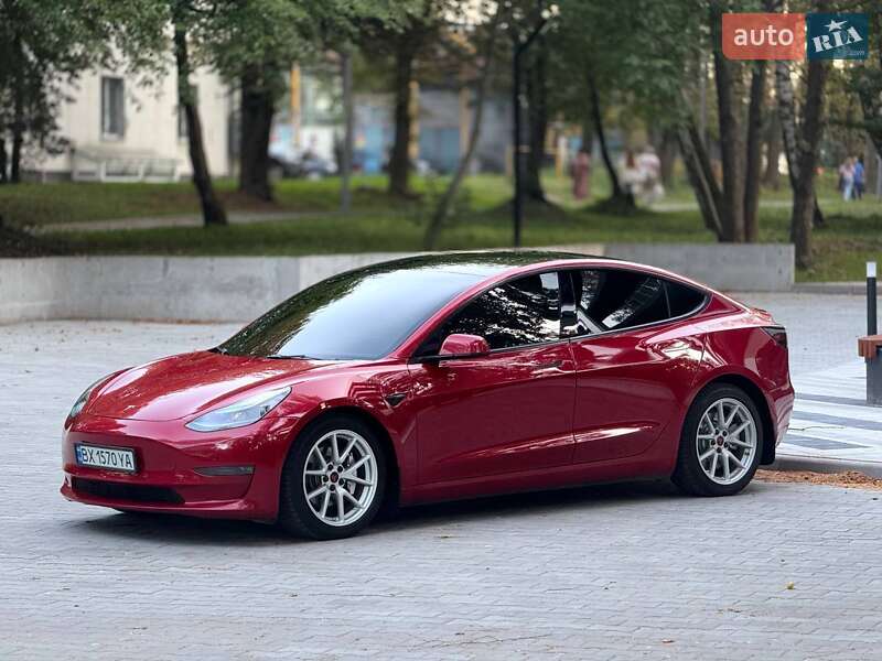 Седан Tesla Model 3 2021 в Івано-Франківську фото 4 Седан Tesla Model 3 2021 в Івано-Франківську
