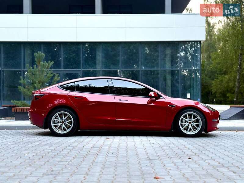 Седан Tesla Model 3 2021 в Івано-Франківську фото 22 Седан Tesla Model 3 2021 в Івано-Франківську