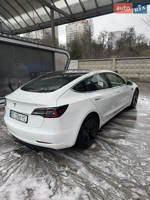 Седан Tesla Model 3 2018 в Хмельницькому фото 5 Седан Tesla Model 3 2018 в Хмельницькому