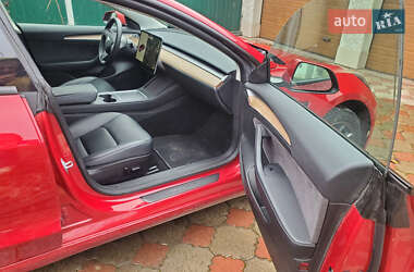 Седан Tesla Model 3 2022 в Ивано-Франковске
