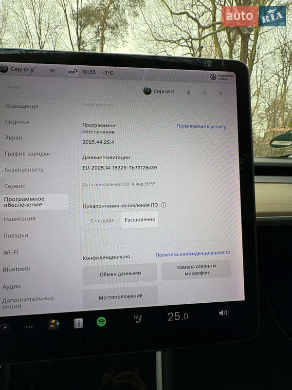 Седан Tesla Model 3 2019 в Березане