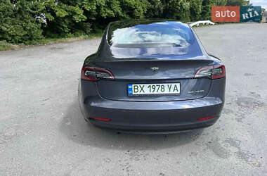 Седан Tesla Model 3 2020 в Шепетовке