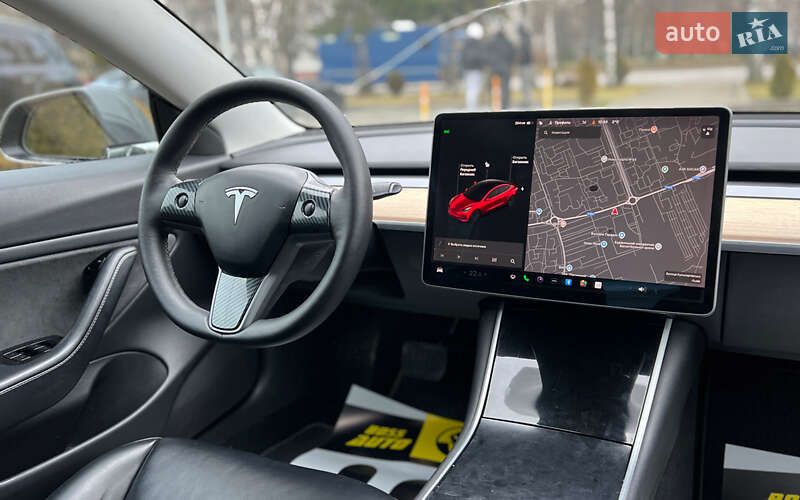 Седан Tesla Model 3 2019 в Львове фото 19 Седан Tesla Model 3 2019 в Львове