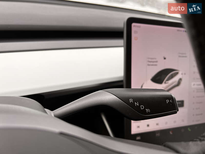 Седан Tesla Model 3 2019 в Киеве фото 20 Седан Tesla Model 3 2019 в Киеве