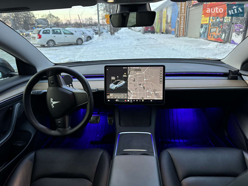 Седан Tesla Model 3 2021 в Киеве фото 15 Седан Tesla Model 3 2021 в Киеве