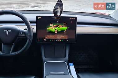 Седан Tesla Model 3 2022 в Черкассах