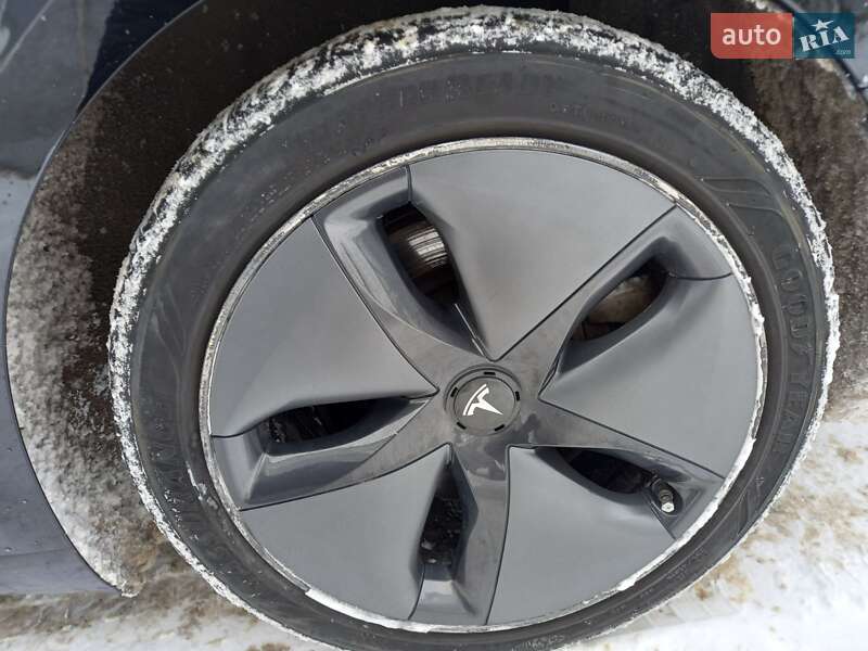 Седан Tesla Model 3 2018 в Каменец-Подольском