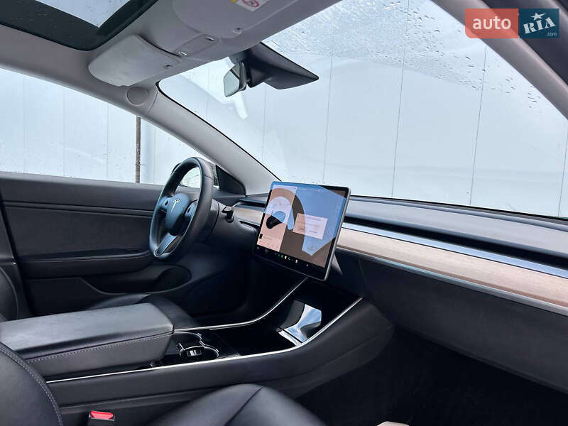 Седан Tesla Model 3 2020 в Виннице фото 12 Седан Tesla Model 3 2020 в Виннице