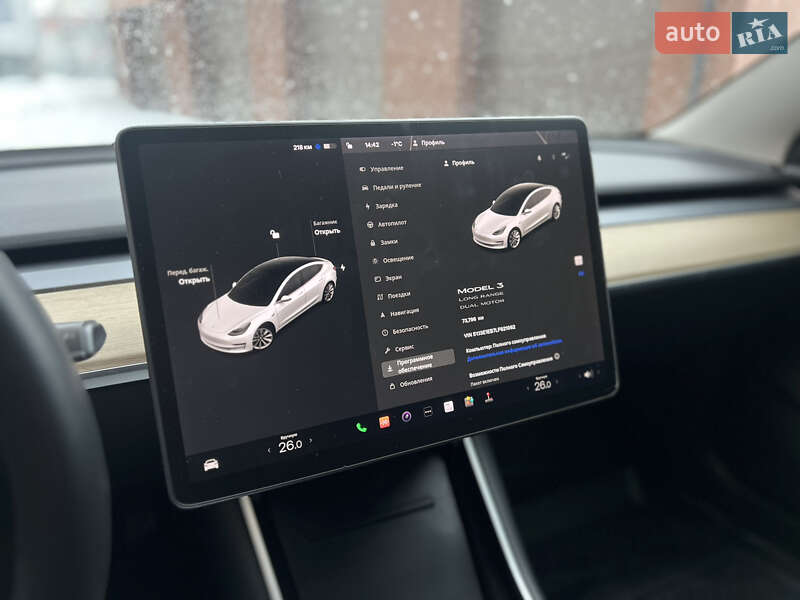 Седан Tesla Model 3 2019 в Ровно
