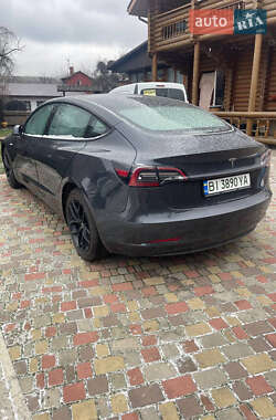 Седан Tesla Model 3 2023 в Полтаве