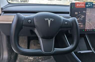 Седан Tesla Model 3 2020 в Тернополе