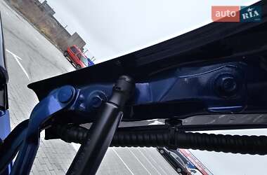 Седан Tesla Model 3 2023 в Виннице