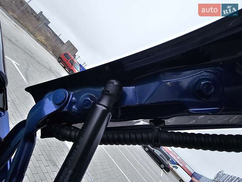 Седан Tesla Model 3 2023 в Виннице