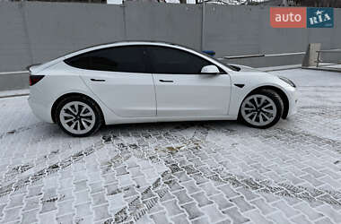 Седан Tesla Model 3 2021 в Николаеве