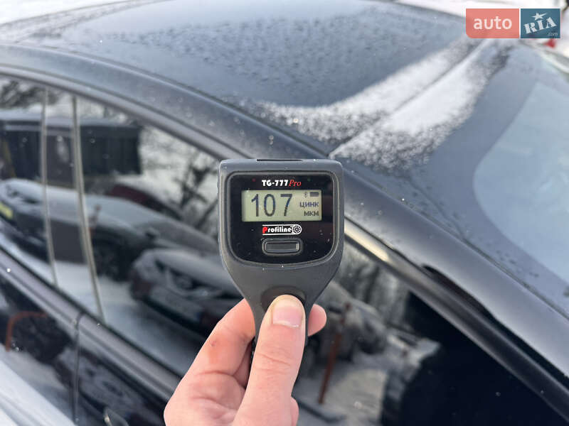 Седан Tesla Model 3 2022 в Умани