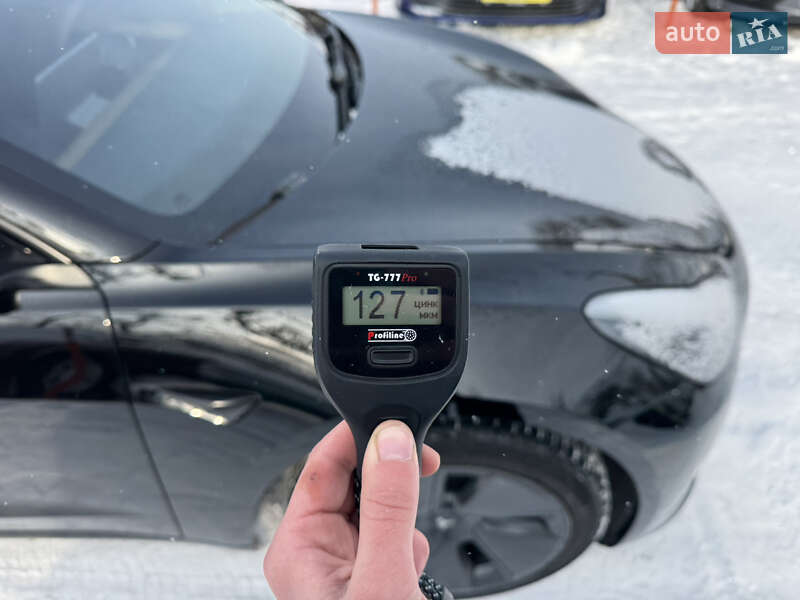 Седан Tesla Model 3 2022 в Умани