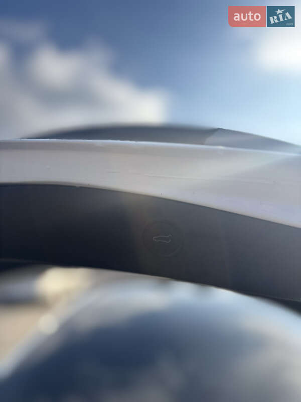 Седан Tesla Model 3 2021 в Кременчуге