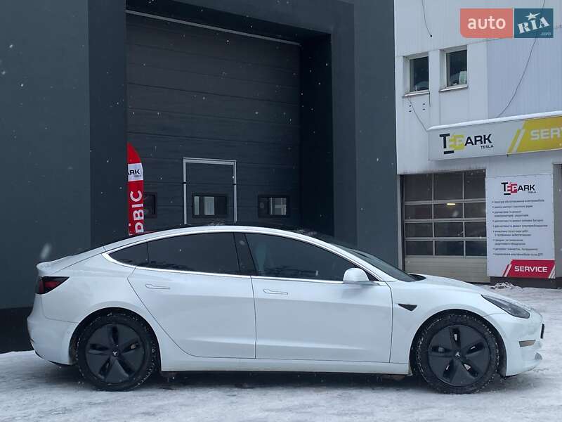 Седан Tesla Model 3 2019 в Киеве фото 11 Седан Tesla Model 3 2019 в Киеве