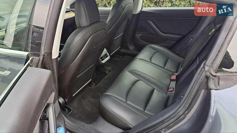 Седан Tesla Model 3 2019 в Львові фото 13 Седан Tesla Model 3 2019 в Львові