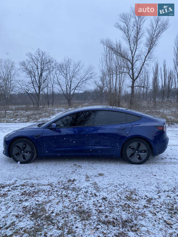 Седан Tesla Model 3 2022 в Кременчуге