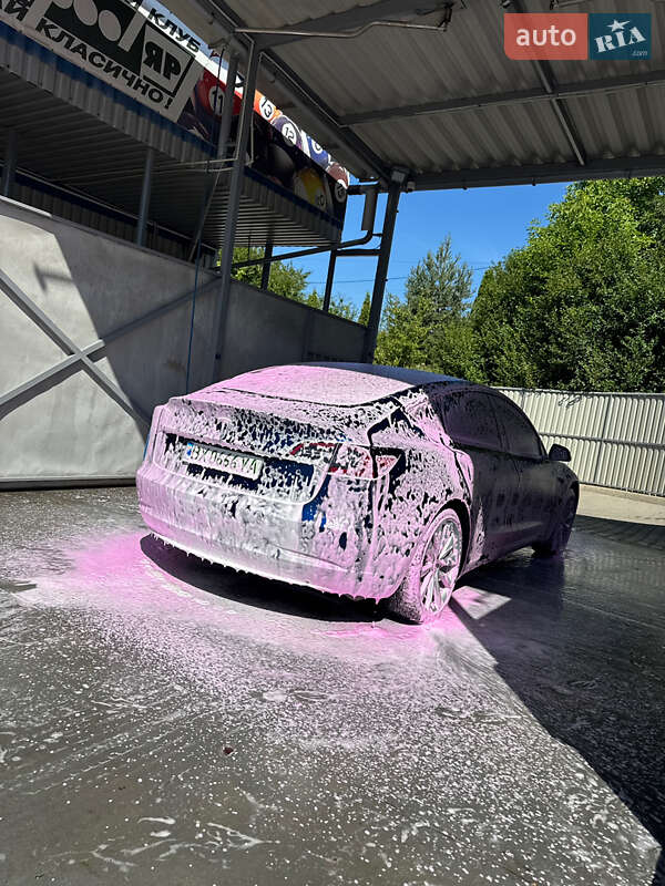 Седан Tesla Model 3 2018 в Хмельницькому