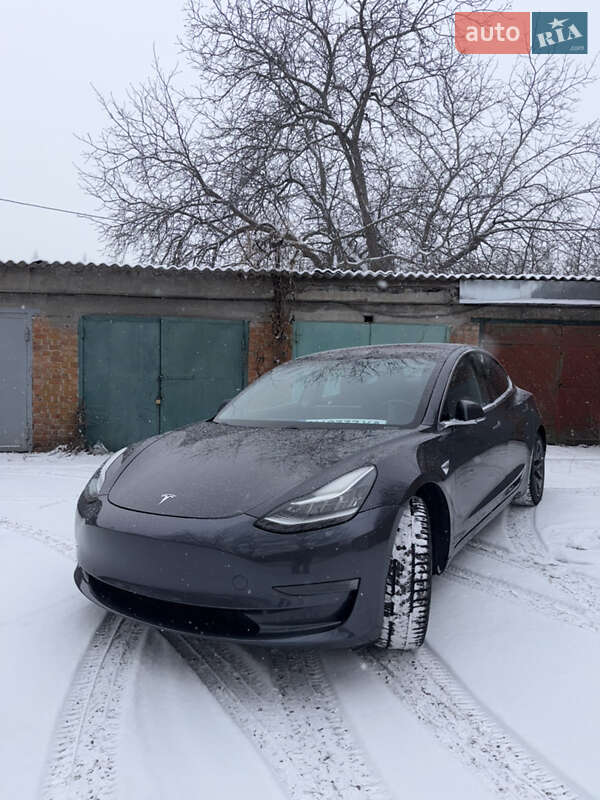 Седан Tesla Model 3 2018 в Слов'янську