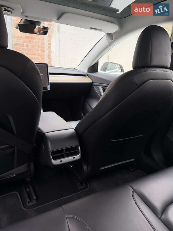 Седан Tesla Model 3 2018 в Слов'янську